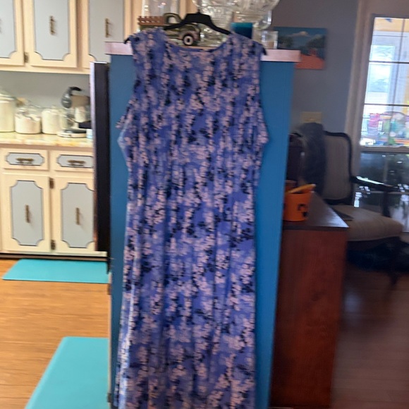 Woman Within Blue Floral Maxi Dress Plus Size 3X. - Picture 4 of 4